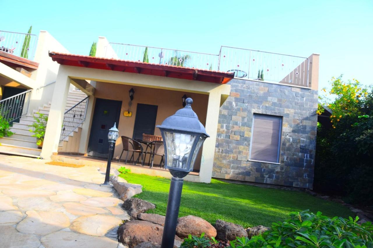Tenebagolan Suites Zimmers Had Ness Zewnętrze zdjęcie